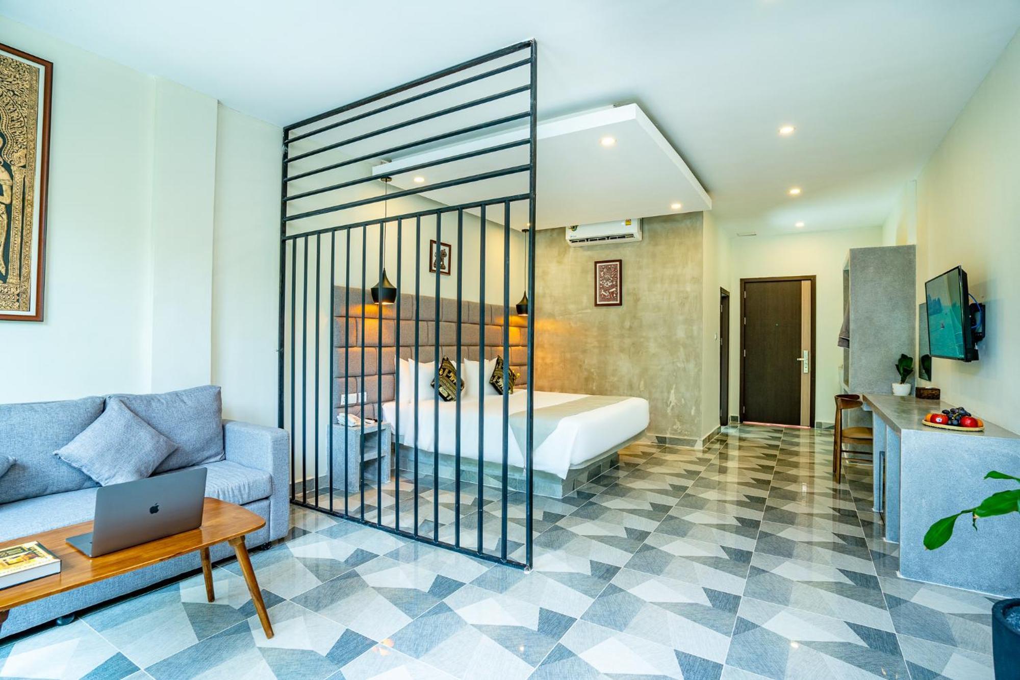 Rainforest Hotel By Nsun Kampot Bagian luar foto