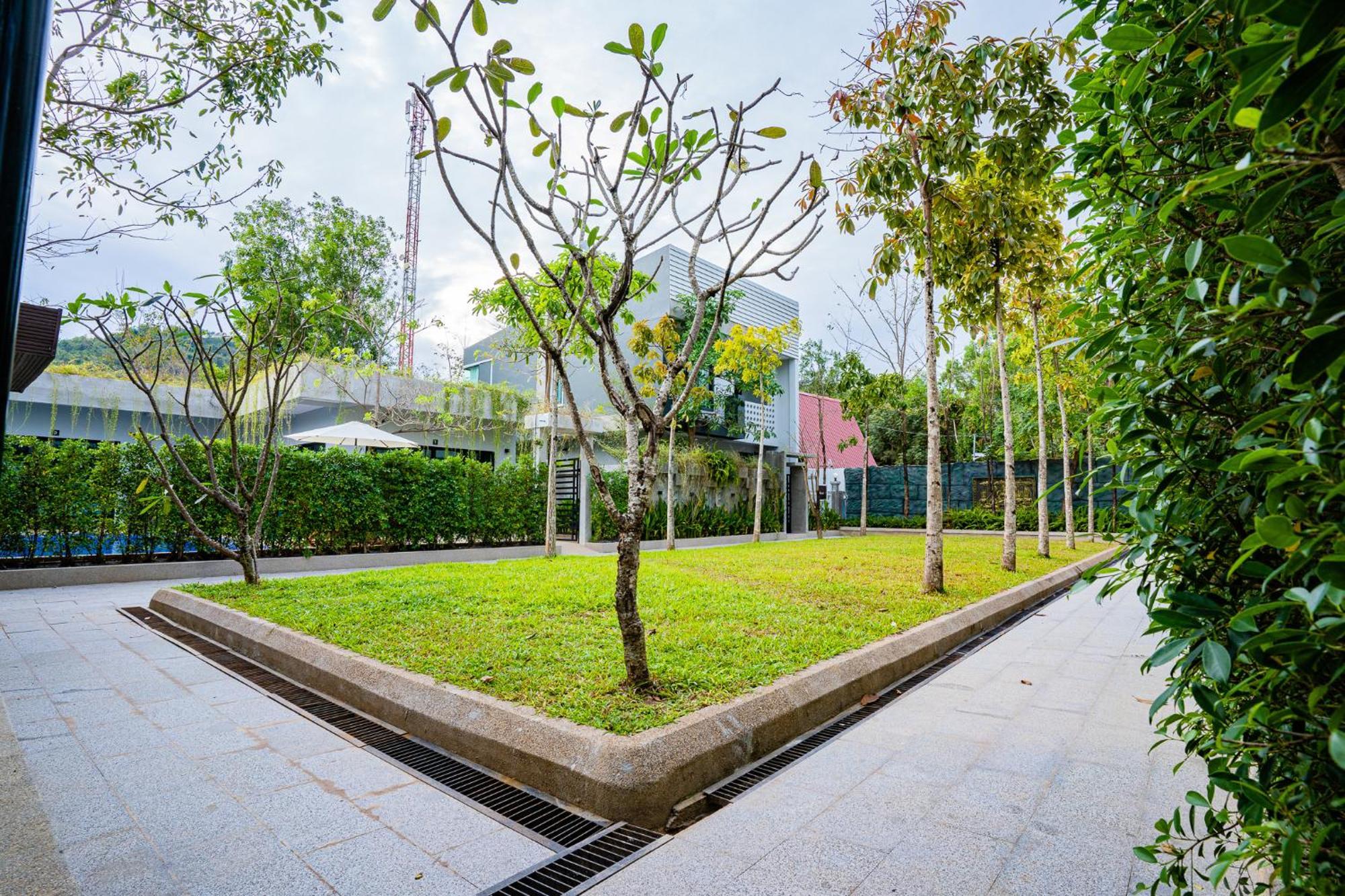 Rainforest Hotel By Nsun Kampot Bagian luar foto